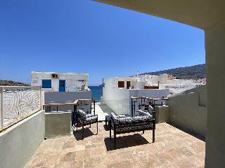 Andros 4 All Seasons Villas & Suites - Agios Nikol