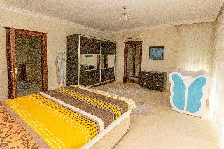 Paradise Town Villa Alison