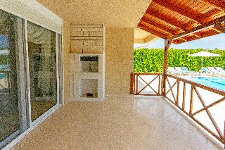 Paradise Town Villa Alison