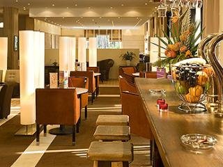 General view
 di Mercure Mons