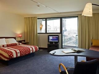 Room
 di Suite Novotel Marseille Centre Euromed