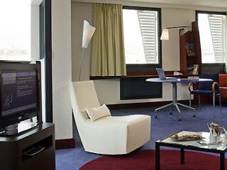 Room
 di Suite Novotel Marseille Centre Euromed