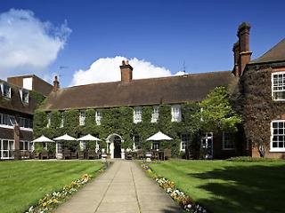 General view
 di Mercure Farnham Bush Hotel