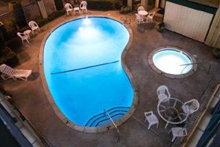 Pool
 di Best Western Plus Inn Of Hayward