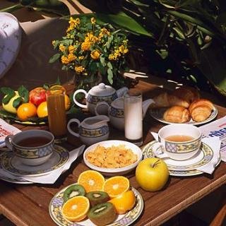 General view
 di Best Western Soleil et Jardin Sanary