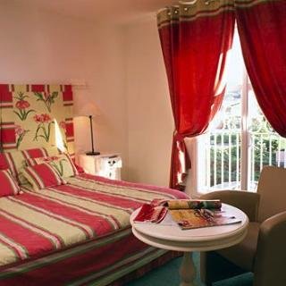 General view
 di Best Western Soleil et Jardin Sanary