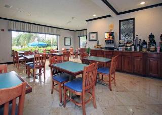 General view
 di Quality Inn & Suites Yacht Club Basin