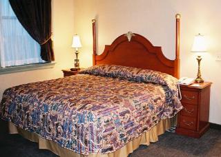 Room
 di Governor Dinwiddie Hotel and Suites