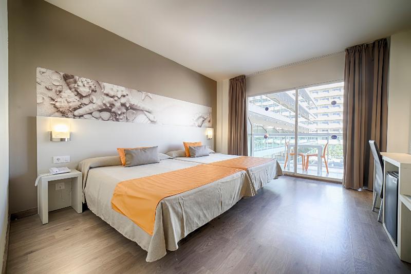 Bed room
