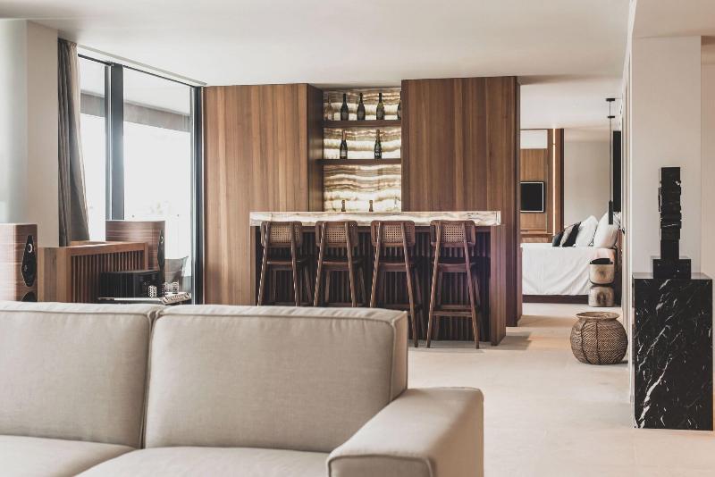 Oku Ibiza image