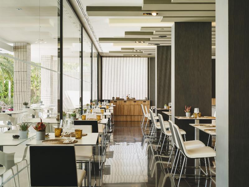 Melia Sitges image