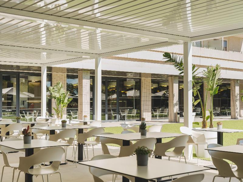 Melia Sitges image