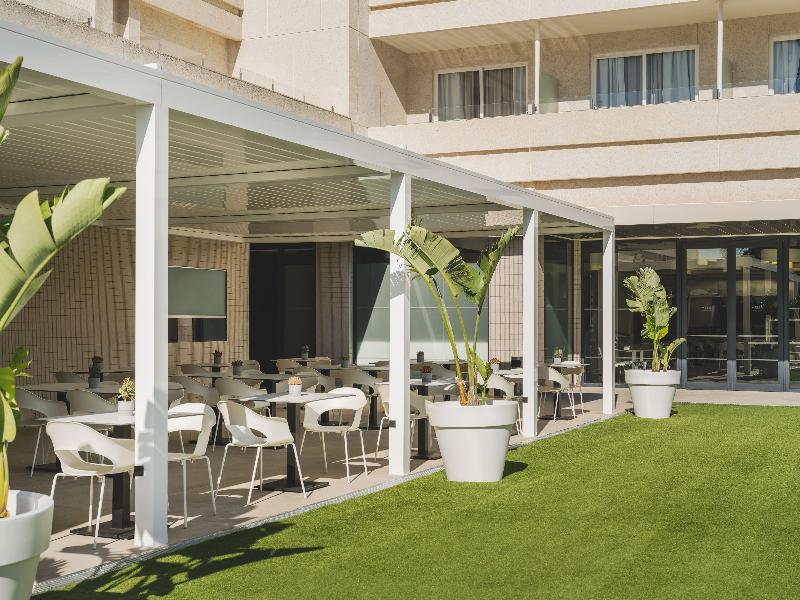 Melia Sitges image