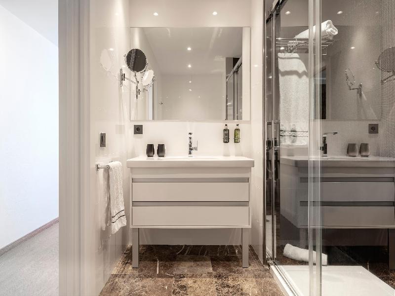 Melia Sitges image
