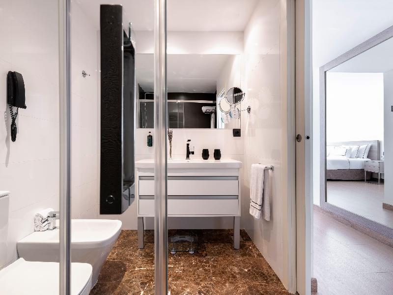 Melia Sitges image