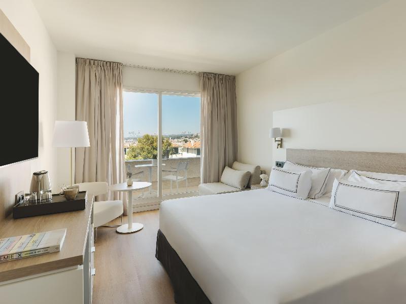 Melia Sitges image
