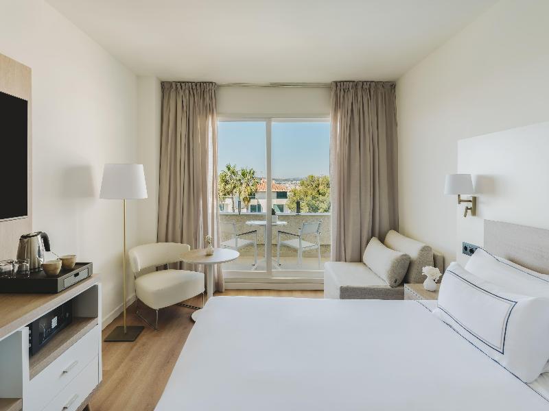 Melia Sitges image