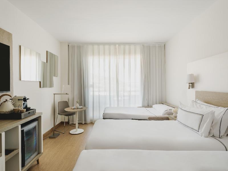 Melia Sitges image