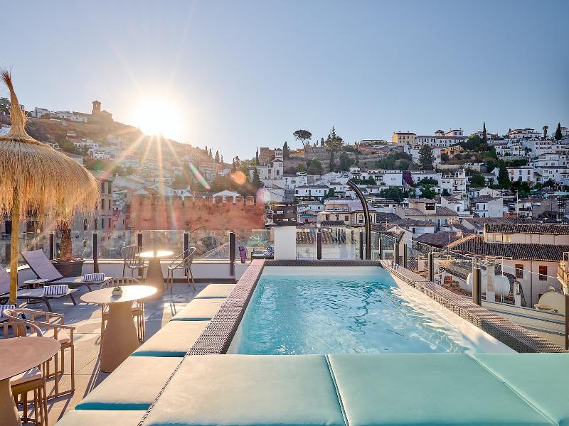 Boutique Hotel Luna Triunfo Granada  image