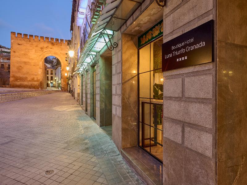 Boutique Hotel Luna Triunfo Granada  image
