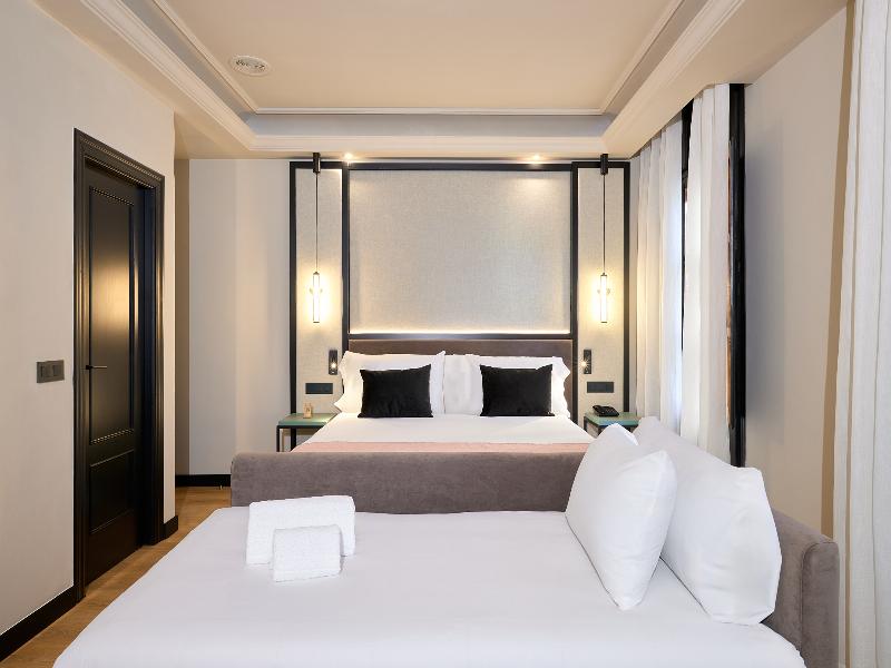 Boutique Hotel Luna Triunfo Granada  image
