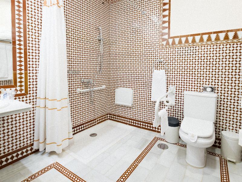 Hotel Alhambra Palace image