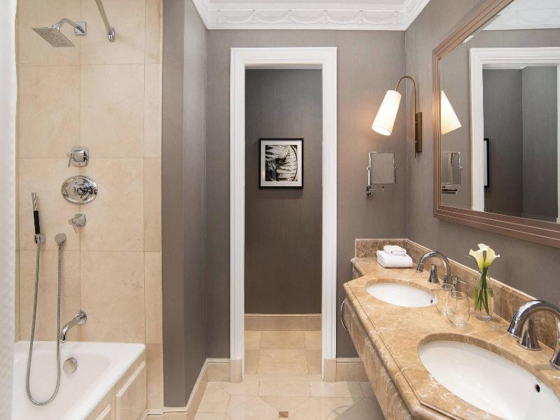 The Palace, A Luxury Collection Hotel image