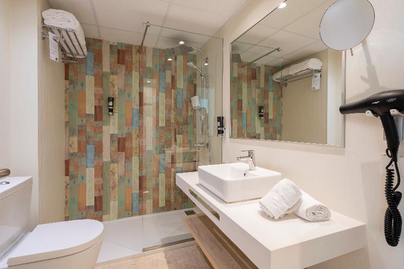 Leonardo Royal & Suites hotel Ibiza Santa Eulalia image
