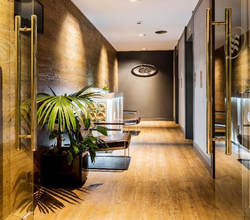 Crowne Plaza Porto image