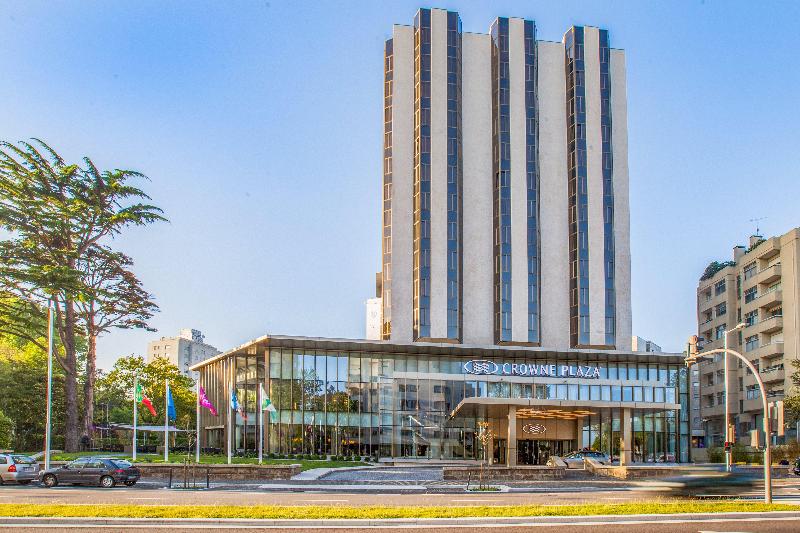 Crowne Plaza Porto image