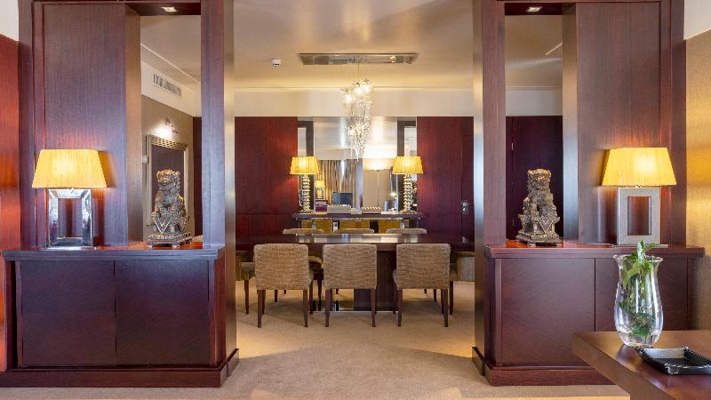 Crowne Plaza Porto image