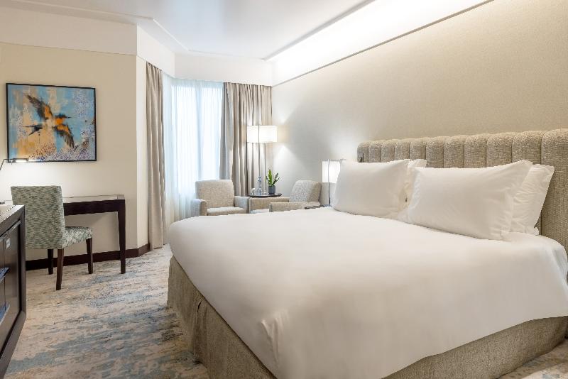 Crowne Plaza Porto image