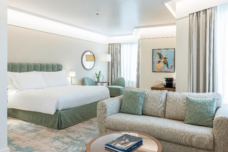 Crowne Plaza Porto image