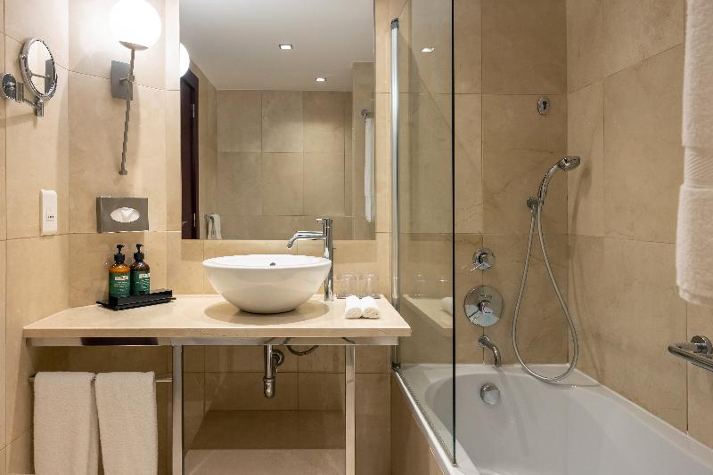 Crowne Plaza Porto image