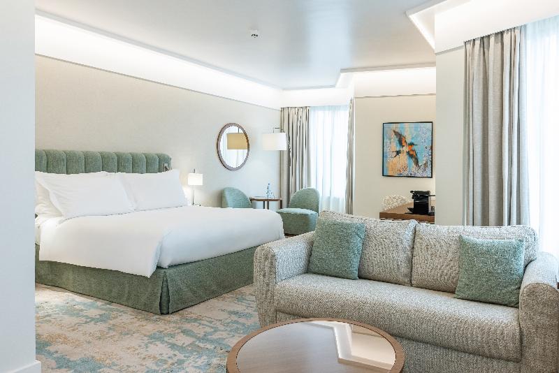 Crowne Plaza Porto image