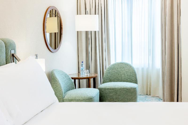 Crowne Plaza Porto image
