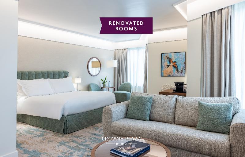 Crowne Plaza Porto image
