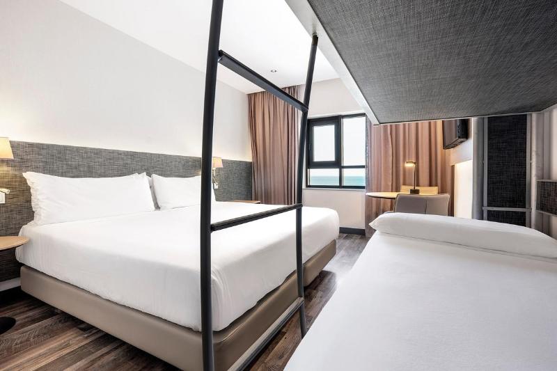 Tryp La Caleta Tryp La Caleta