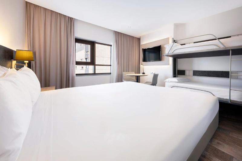 Tryp La Caleta Tryp La Caleta