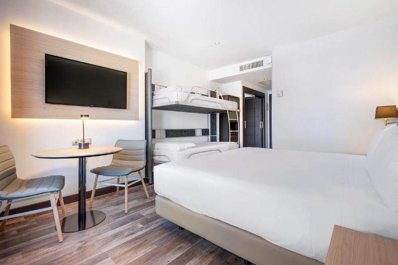 Tryp La Caleta Tryp La Caleta