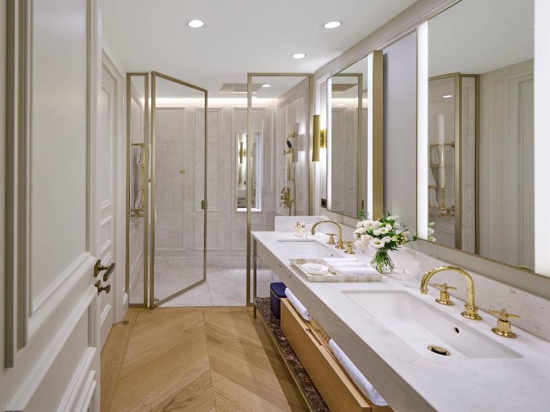 Mandarin Oriental Ritz, Madrid image