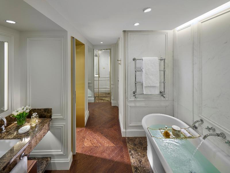Mandarin Oriental Ritz, Madrid image