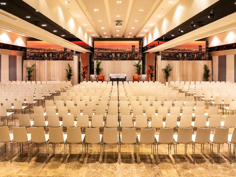Novotel Madrid Center image