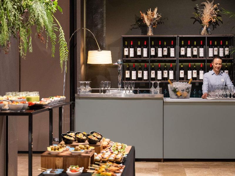 Novotel Madrid Center image