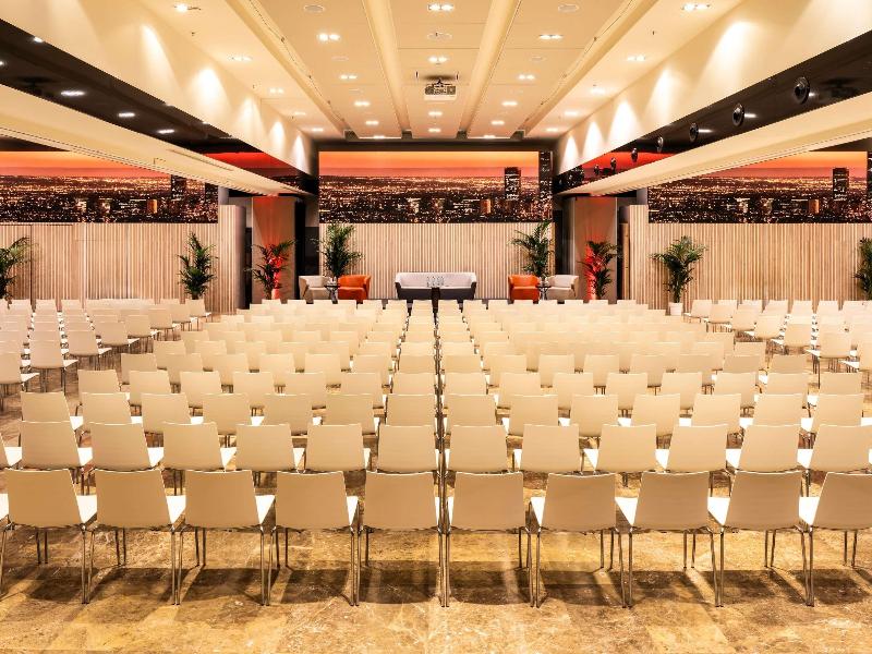 Novotel Madrid Center image