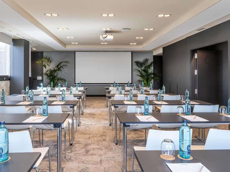 Novotel Madrid Center image
