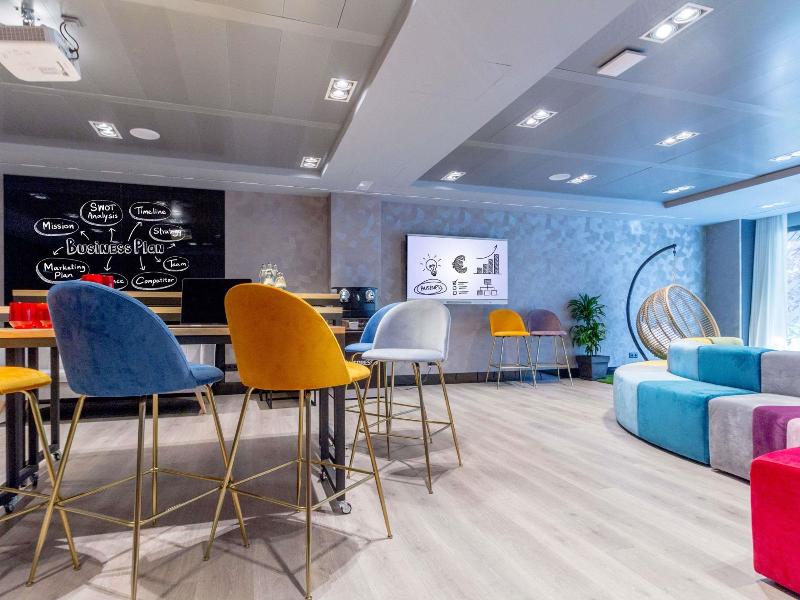Novotel Madrid Center image