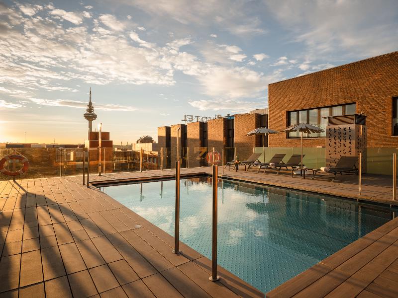 Novotel Madrid Center image