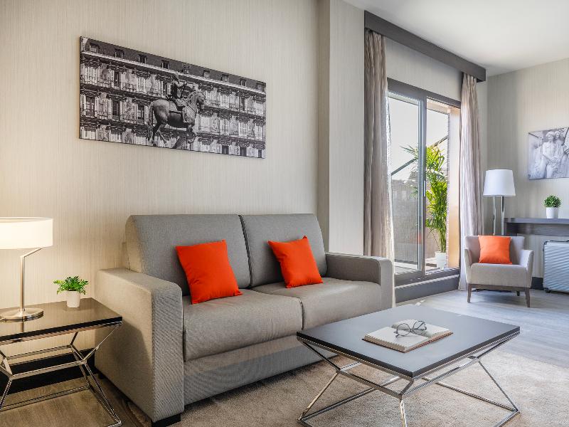 Novotel Madrid Center image