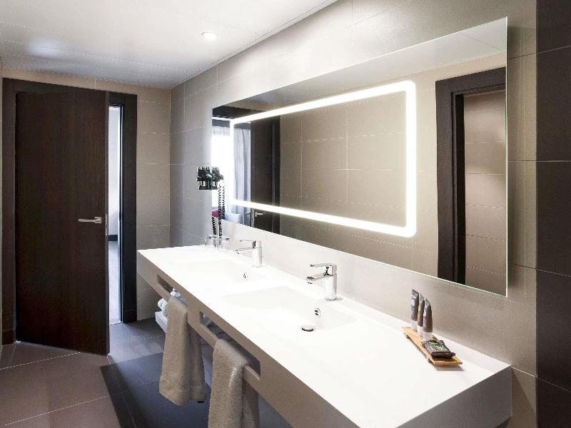 Novotel Madrid Center image